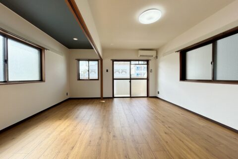 サンクレア萱町401号